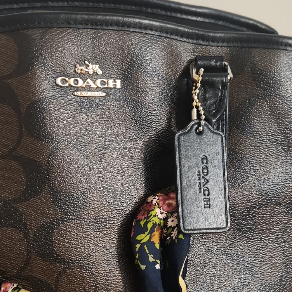Coach Margot Signature Tote